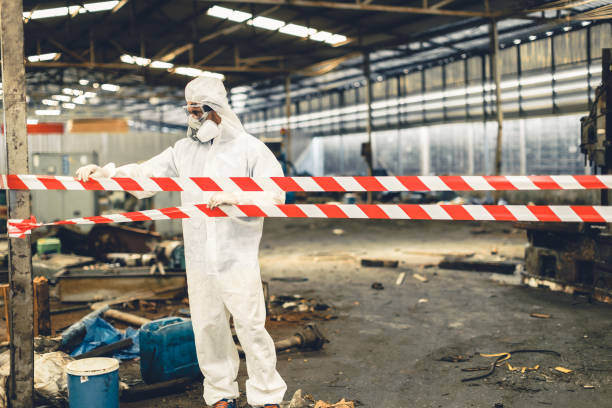 Professional Drug Lab Cleanup technician working in Vendor, AR